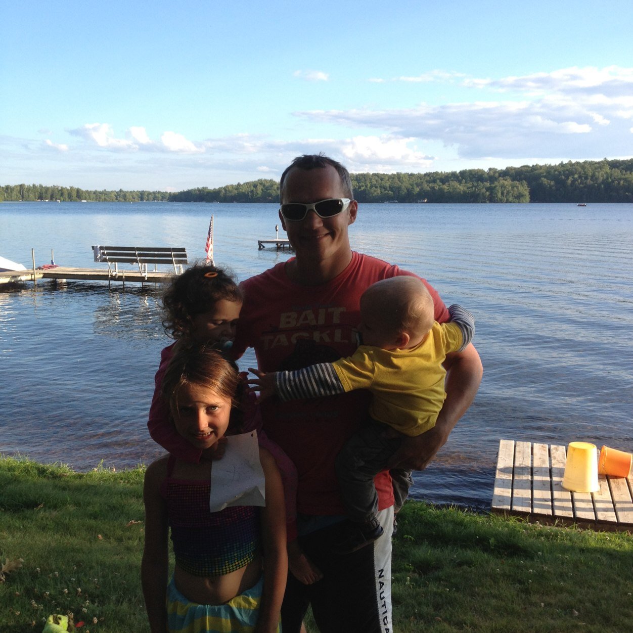 rbyanda's profile picture. 