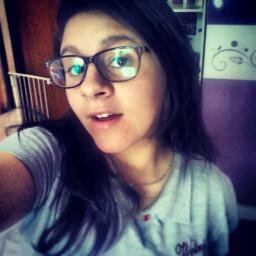 Tim..tim..Um brinde pra mim, sou exemplo de vitórias, trajetos e glorias..♪