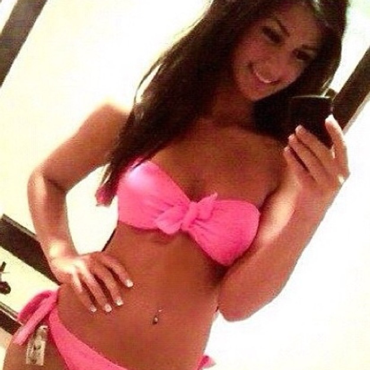 Girls will be selected every week. To enter your self kik a picture to weeklybikinicontest or direct message a picture of yourself.Resets every monday
