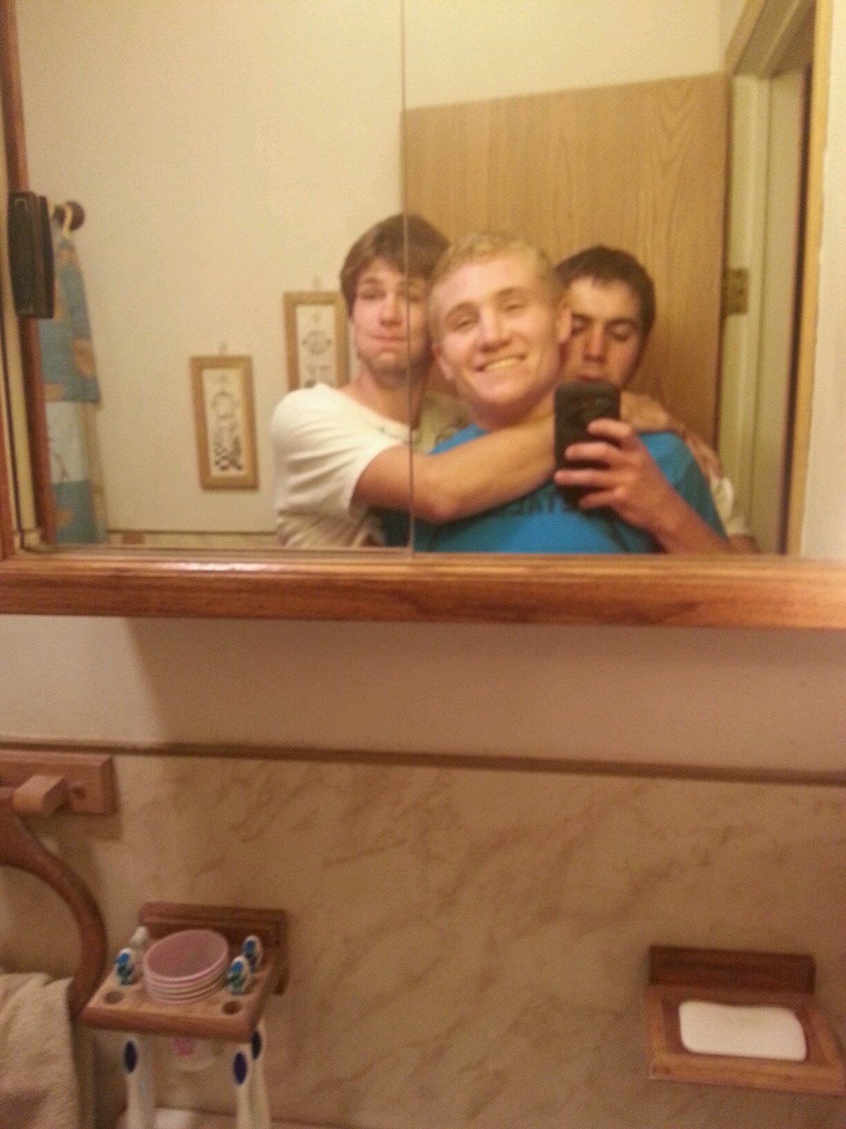 JohnJennemann's profile picture. sometime, somewhere.