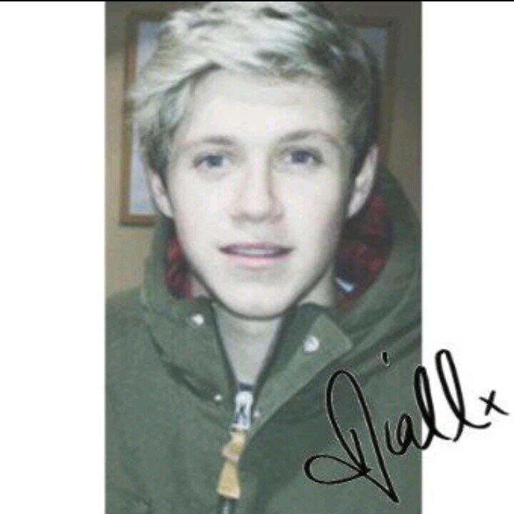 it's @niallpotates :-)
