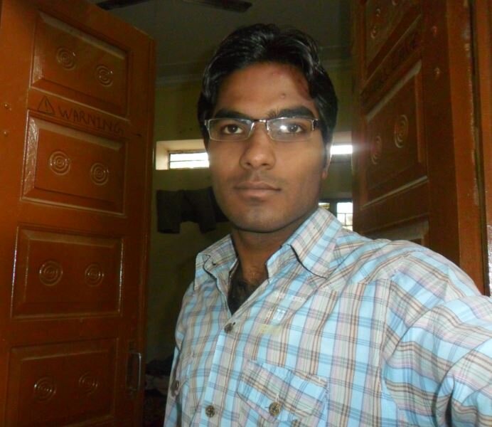 I am an IT student and like to do more and more practicals....