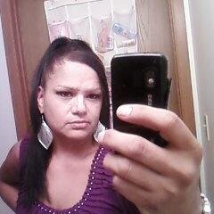 Lakota Sioux,,proud mother,love to read,watch movies,bowl,laugh ,joke around,chill,easy to get alone with..