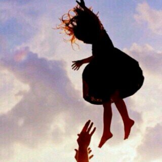 الجنه غاية أمنياتي أكثرر مايهمني رضاء أبي وأمي♡♡