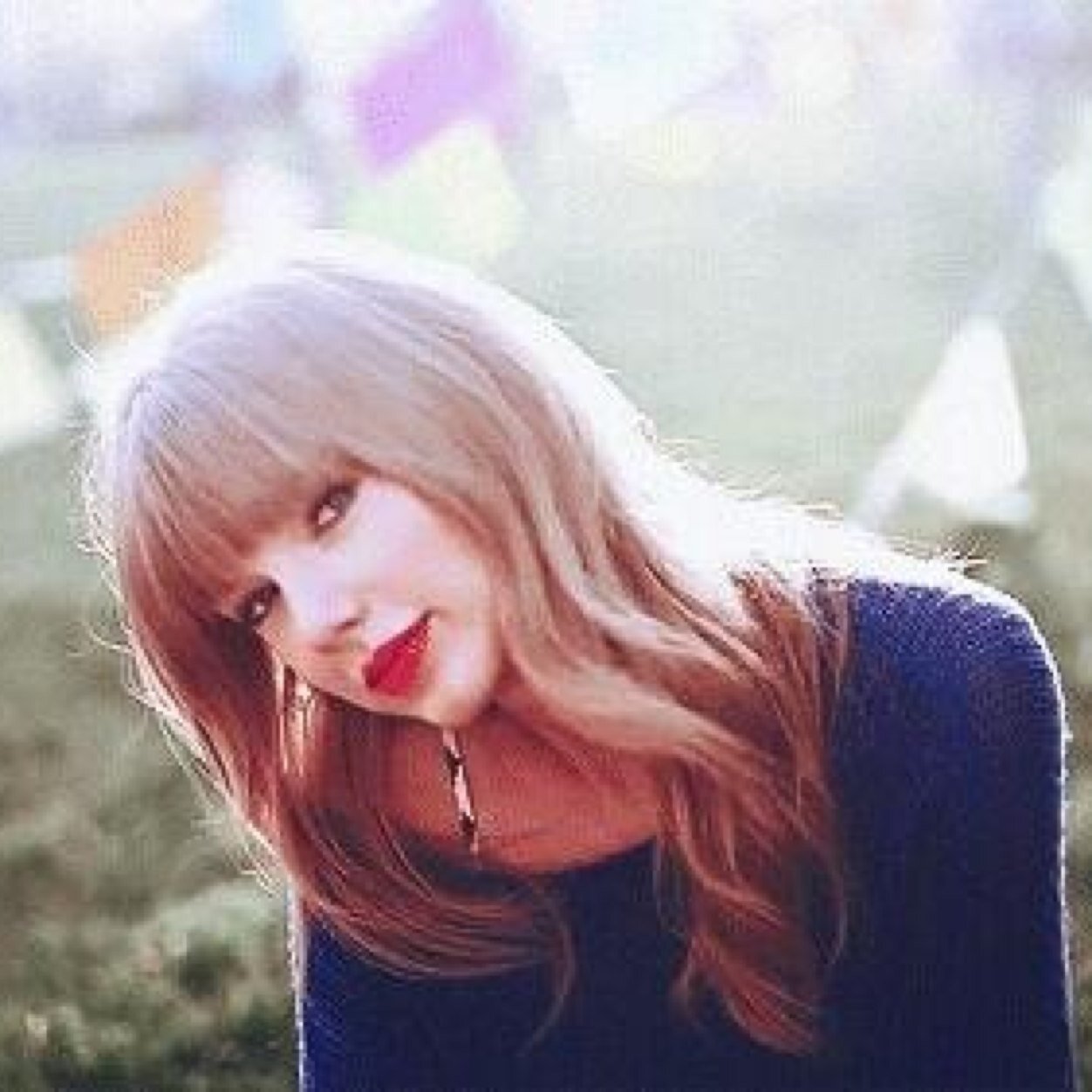 Follow We for our Fact,Pict,Quote,Games,etc !! ||Always support @taylorswift13 || BFF= @TayQueenSley13 and @SwiftyIndonesia