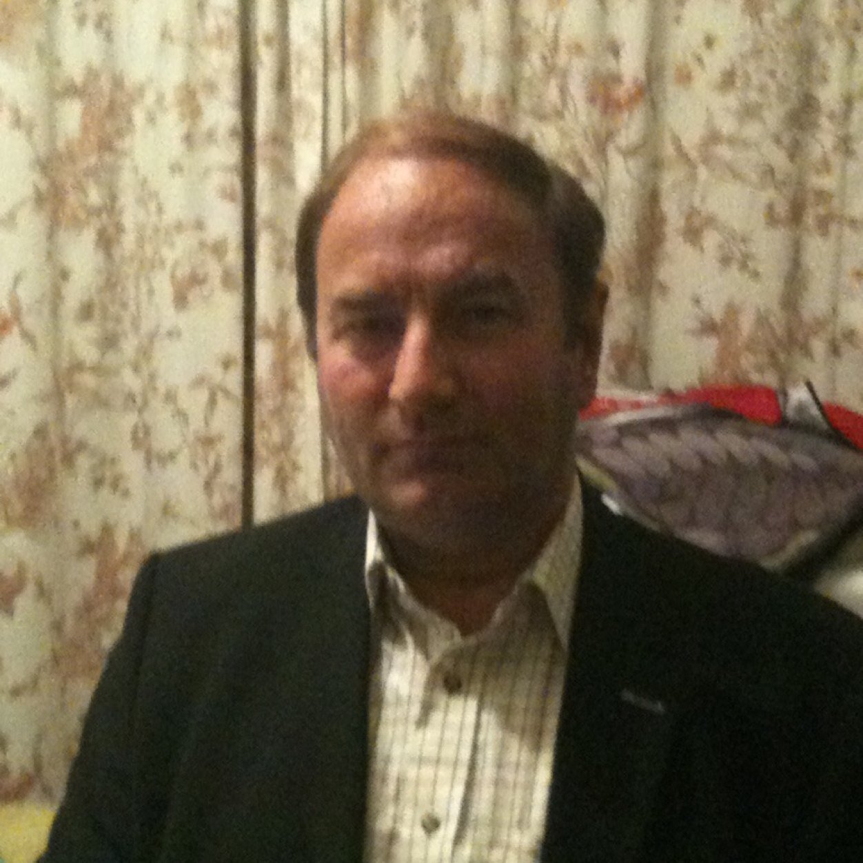 Single male, Chemist, still looking for the right girl to come along!