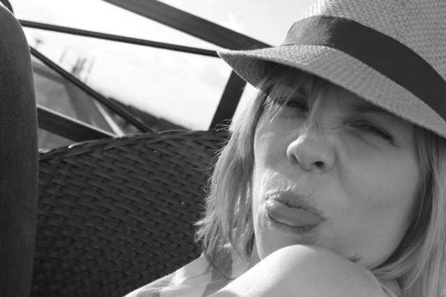 PR consultant working for Axicom, based in Dublin. Shameless karaoke and trashy TV addict. All my views are my own.
