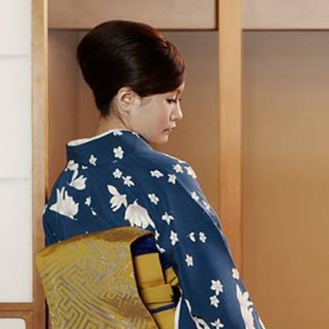 I'm Japnese calligraphy designer. https://t.co/CjgVW83xca http://t.co/2ozGxmKSrU