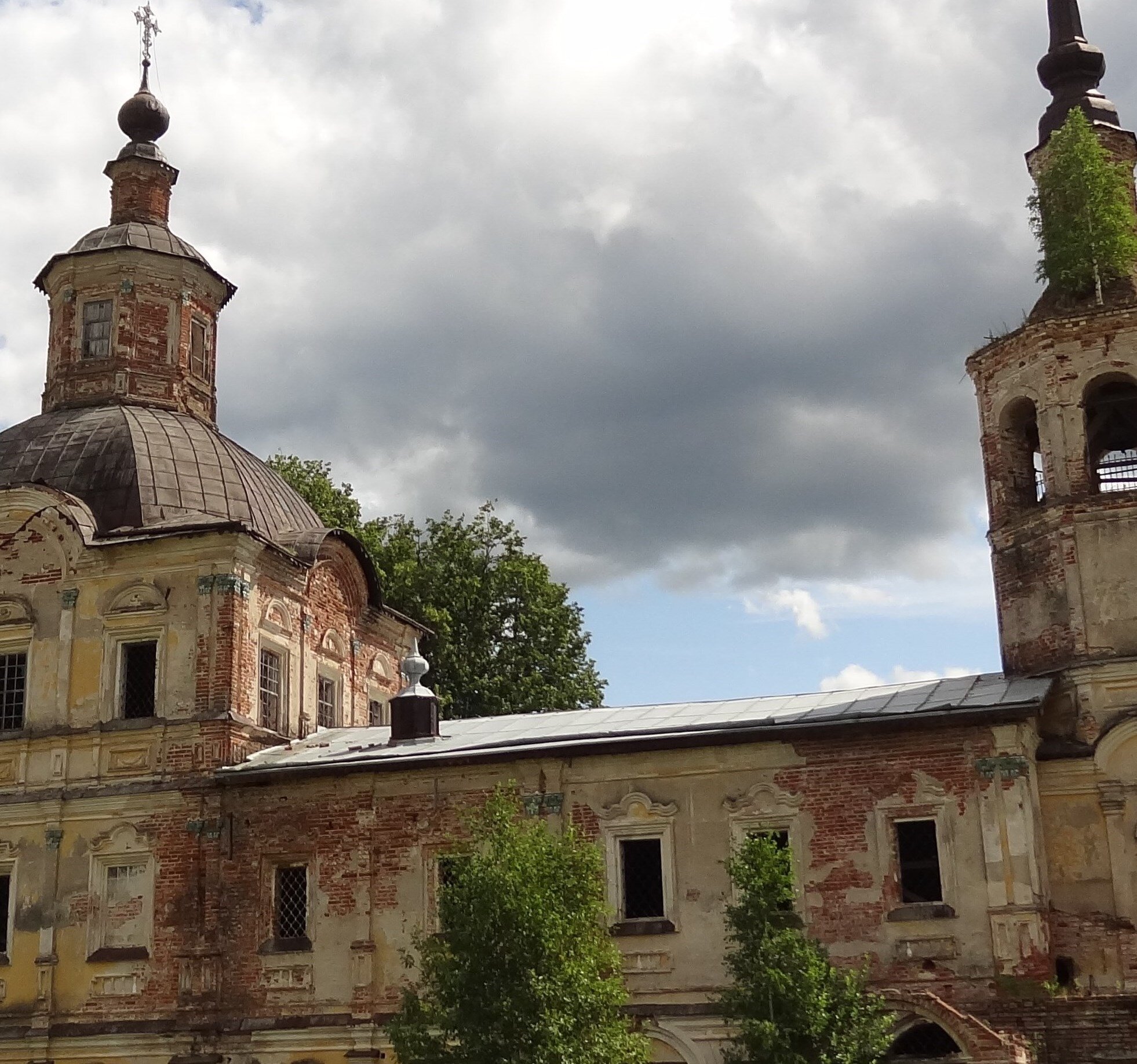 Unique baroque church restoration project in northern Russia. Follow and support us!