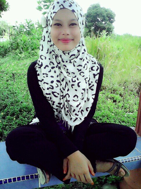 hello...intro??huda.satu empat..negeri 9ツ