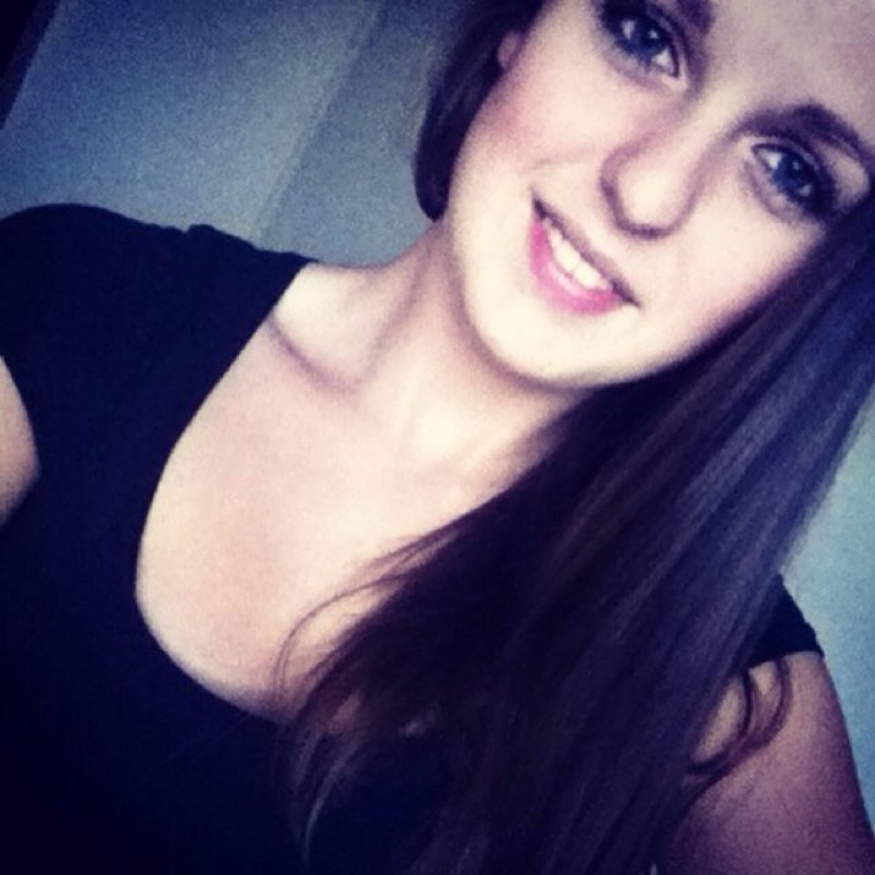 ✖✖✖ // @X_emmelie