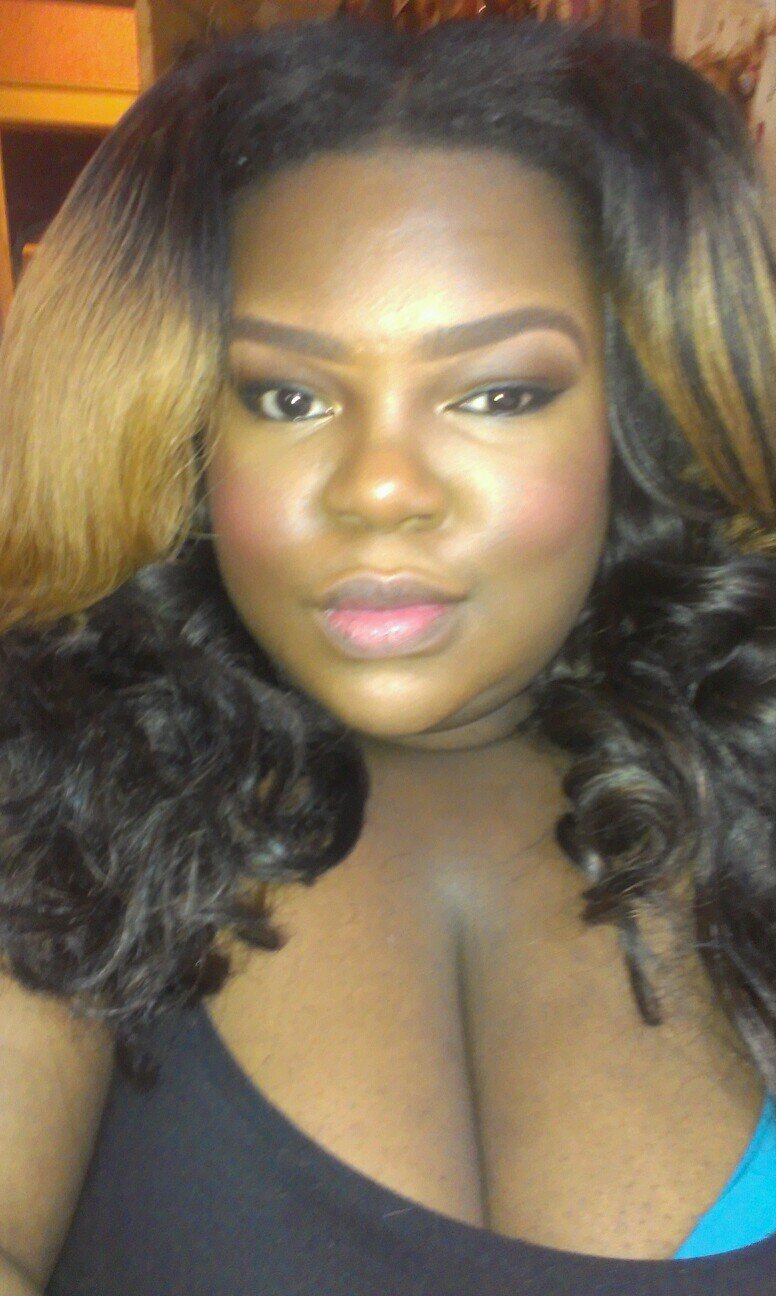 Beautician,MUA, College Student, Baltimoreian