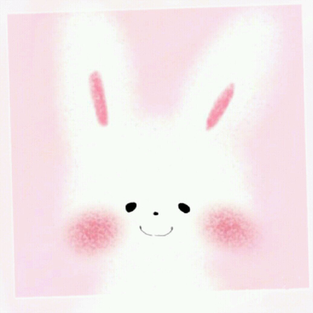 野鳥が大好きです☺花🌸自然🌳猫🐱も好きです😊休みの日に小学生の息子と野鳥観察に出掛けております♪今までは、双眼鏡で見るだけだったのですが、記念に写真を残したいと思い、2021年2月から親子で撮り始めました🔰コンデジ📷️使用
皆様の素敵な写真に癒されております✨
無言フォロー失礼致します🙇‍♀️
