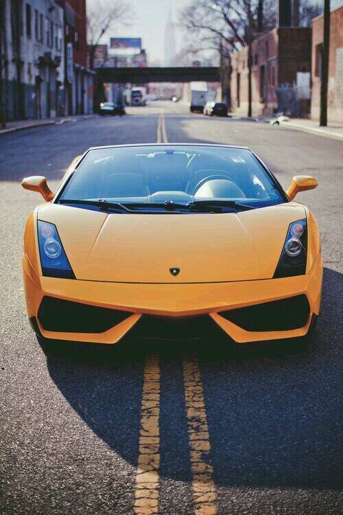I post the most beautiful pics of cars.