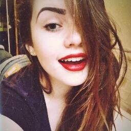 ♡ artict monkeys ♡ lola leon ♡