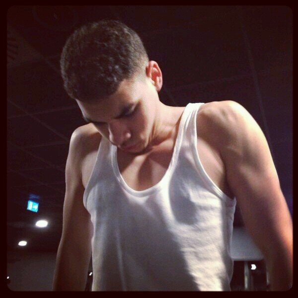 _aloboy's profile picture. Männlich