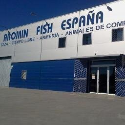 La mayor superficie comercial de pesca. Autoservicio. 2000 m2 de aparcamiento. 924  84 61 92. afej@hotmail.com