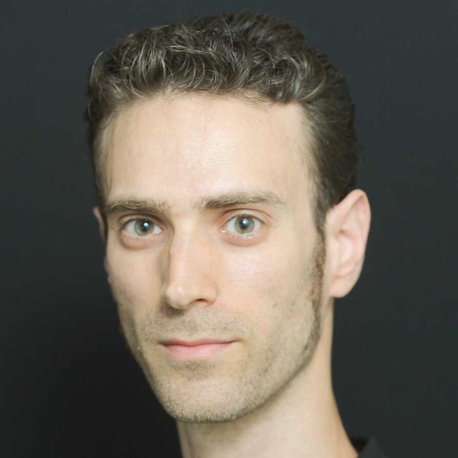UX & Industrial Designer