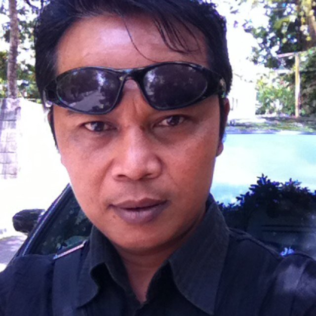 hidup akan terus berjalan,berjuanglah sekuat tenagamu,agar kelak bisa hidup nikmat.