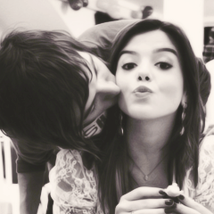 UauRestart's profile picture. go die, bitch