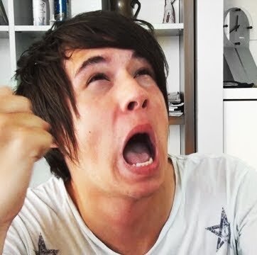 YO you just got a free follow from @feliidaesabers because you're just that awesome obvs! Follow them if you haven't already thankyou! They also do youtube!