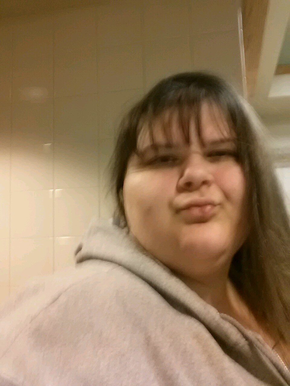 I'm a huge Kelly Kelly fan and John Cena and Randy Orton and other things and I love to make new friends