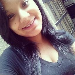 Quem se define, se limita;*: