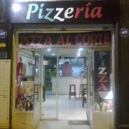 Pizzeria italiana. Pizzas, pastas, ensaladas, postres caseros y mas productos tipicos italianos. Servicio a domicilio Remedios, Triana y Tablada. Tlf: 954042085