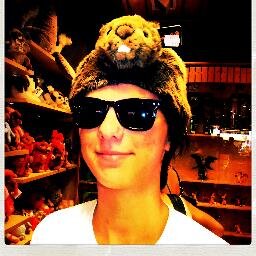 L_Shamrock's profile picture. Don't let your dreams be dreams.