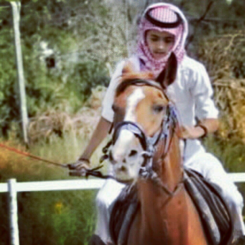 7mo505ody's profile picture. ‏أحً ـبّـ عَ ـمِلَ آلَخٌ ـيّر مِنِ أجَ ـلَ إسًسًـعَ ـآدُ آلَغّ ـيّر