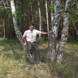 Запомни в жены надо брать такую девушку, которая любит поесть. Она всегда приготовит себе покушать, ну и тебе что-то достанется..
