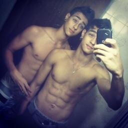 AVATAR: @matheustoledo_q e @lucastoledo_k / BG: @marcelitoss_ @lipezanetti @fefs98 @vergamine / CAPA: @LucasCabrini