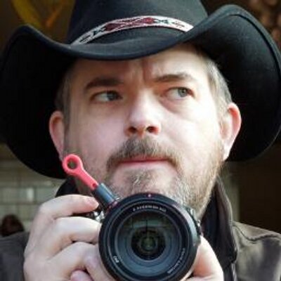 Profile Picture of James Ernest (@cheapassjames) on Twitter