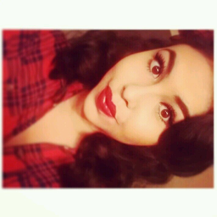 HeavensToVal's profile picture. Word to your moms, I came to drop bombs