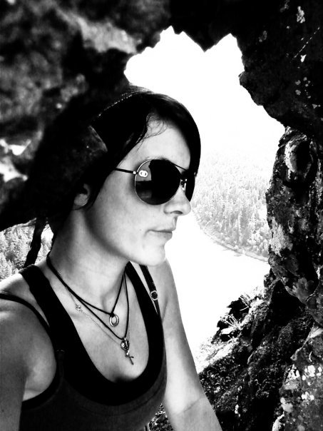 Nichole1232's profile picture. I am in a relationship with Jesus