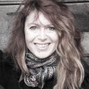 Roz Morris fiction (@NailYourNovel) Twitter