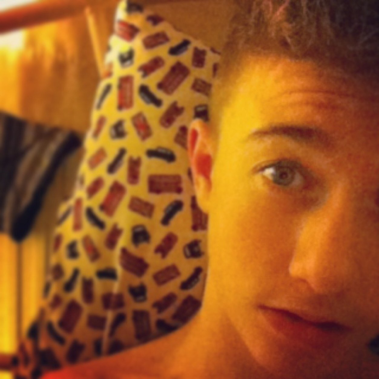 13 .follow me and I'll follow back. Follow me on instagram adam432_ and add me on snapchat adamisc00l