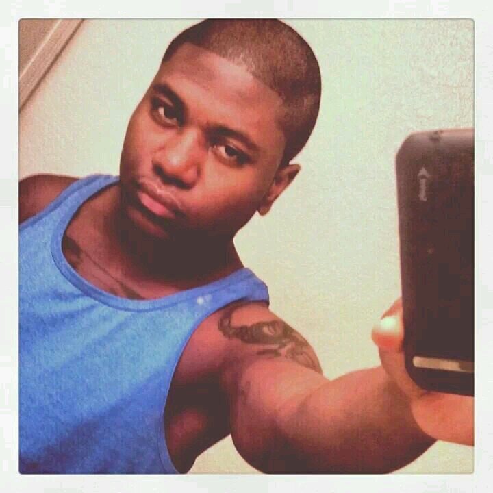 You read my bio, now fuck off. If you're still reading this, do yourself a favor and go follow my brother @iSellPussy4EBT ! #22yrs #Taurus #LAfitness