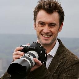 Photographer - PR, press, weddings, portraits - love all my family to bits - radio addict, snooker nut  *,  ]