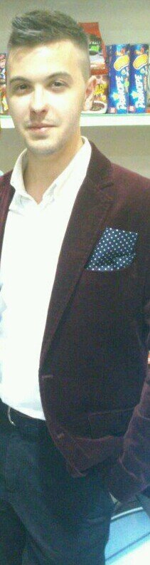 adrirubio90's profile picture. Amante de la Semana Santa, todo lo relacionado con Sevilla, y como no, Morantista