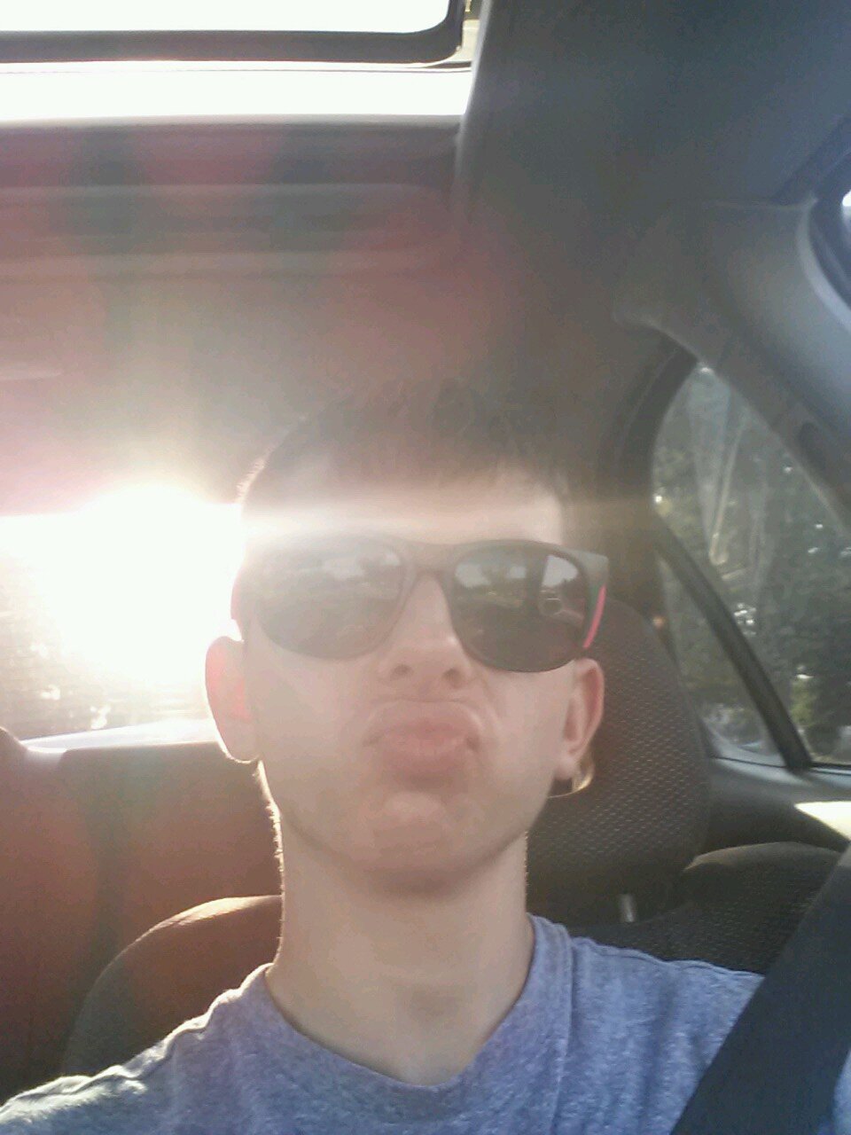 MaNiAc322's profile picture. 