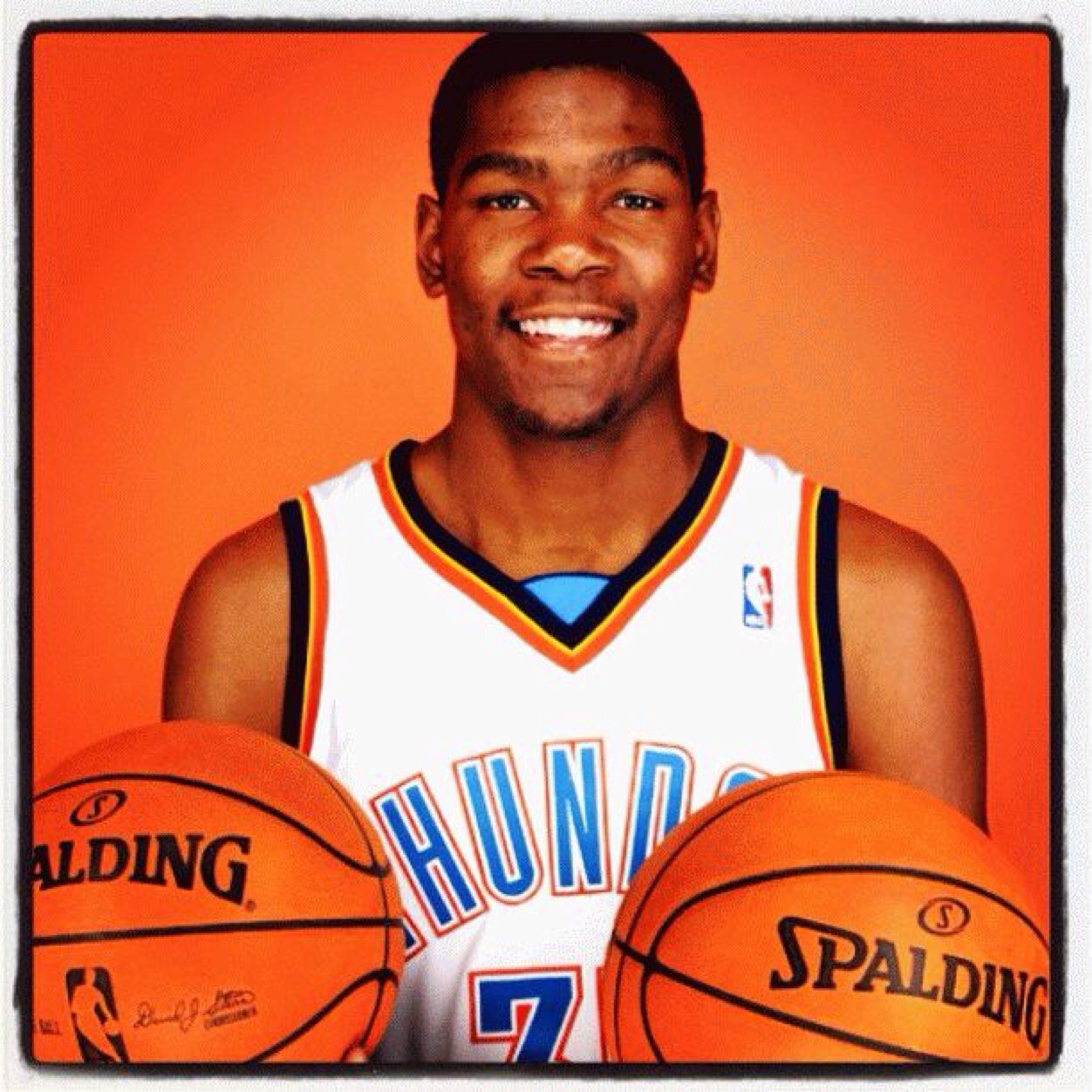 NotKdTrey5's profile picture. Fuckin Bitches and Shootin Threes, Making your mom wet on the daily