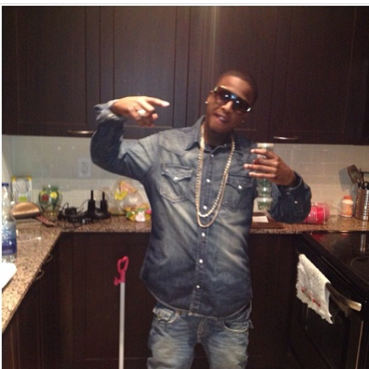 betta know how to make a dolla,#qwicka den u spend it