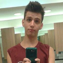Mais Valem as Lágrimas de uma derrota, Do que a vergonha de não ter lutado ;D