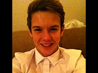 Football scholar, Snapchat- dansaundie follow me my beauties! Blink 182 are my life