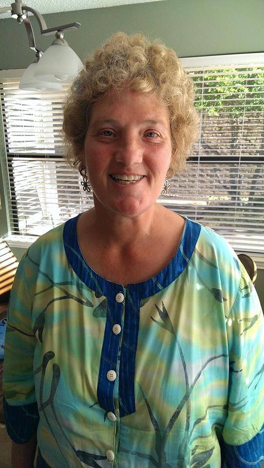 Rhonda is a dog portrait artist, that has worked to overcome a learning disability, to become a talented artist and uplifting and positive friend to many.