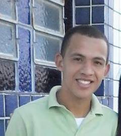 Sou cristão evangélico da Assembleia de Deus em Itambé -PE ministério Belém Recife do Pastor Presidente Ailton José Alves!Sou viciado pela Biblia ADORO JESUS!!