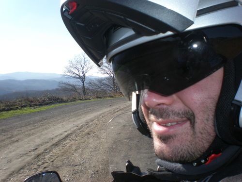 ozghnomg's profile picture. now in Canada - electrical engineer - gamer & gamification motorrider driver diver  feminist and optimist - writer 🫣