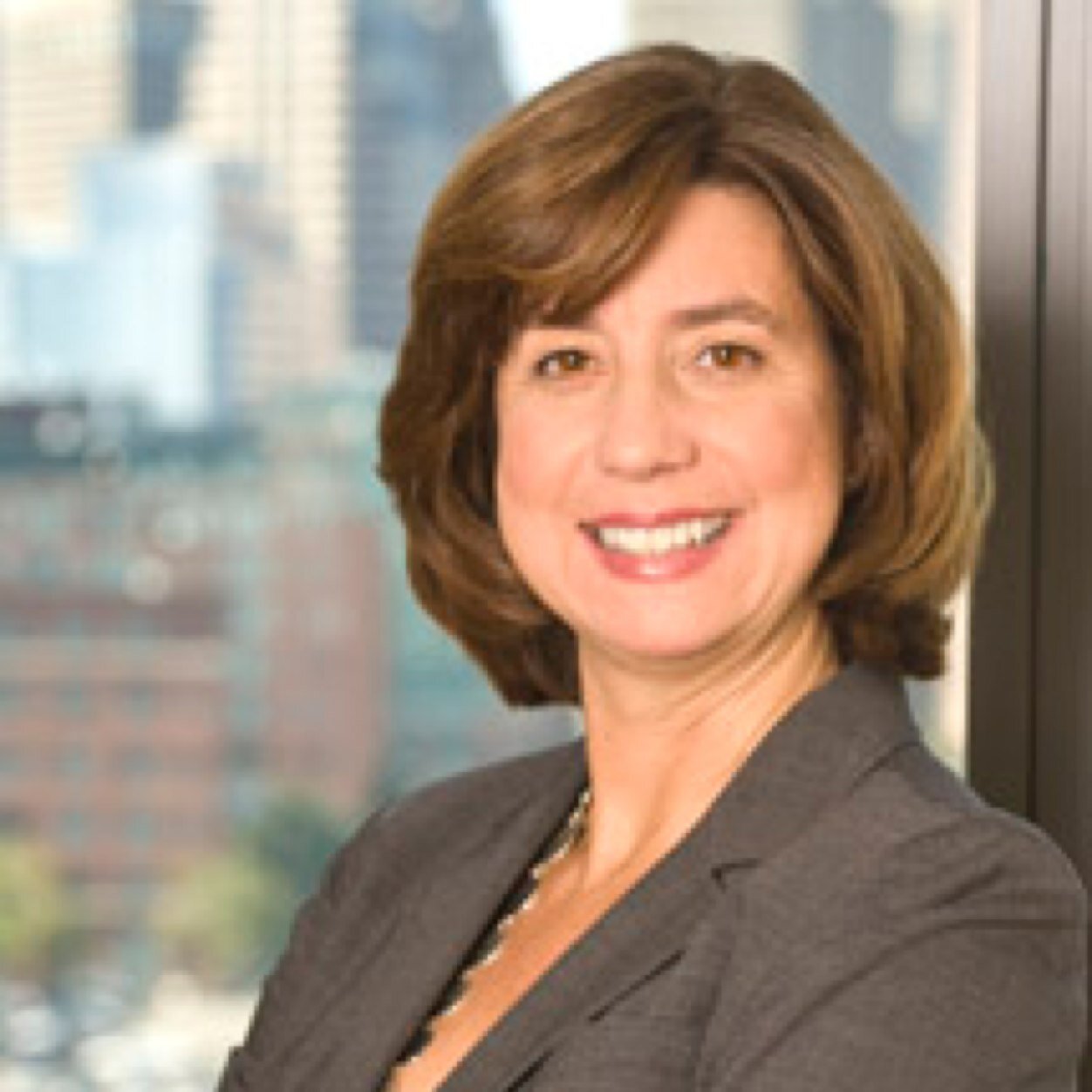 Lawyer w. passion for helping families & philanthropists turn wealth into legacies that endure. Diner aficionado, avid dog walker, proud mom. Opinions my own.