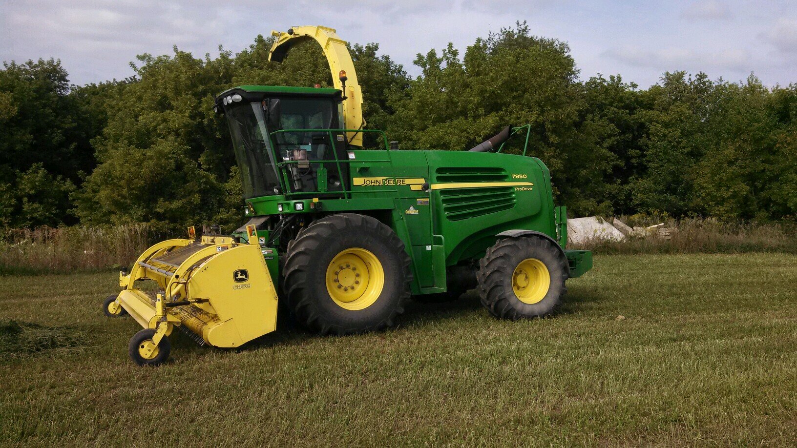 TFH2002's profile picture. 